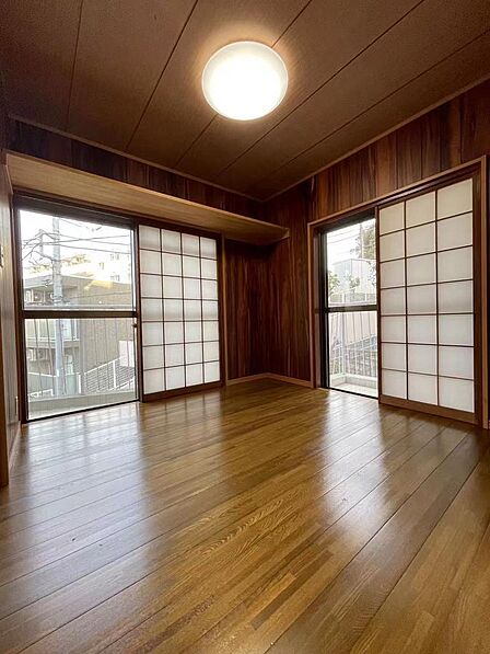 ※R2年11月時点の写真となります(二面採光・明るい室内)