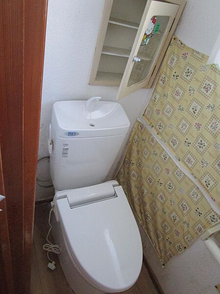 トイレを拡大表示