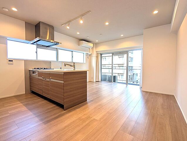 リビング/ダイニング 神楽坂メゾン 6階/666