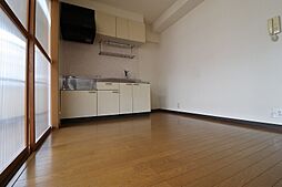 Vivid Field Osaka 1階2DKのリビング/ダイニング