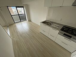 Osaka Metro千日前線 南巽駅 徒歩4分の賃貸マンション 4階2LDKのリビング/ダイニング