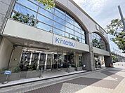 近鉄百貨店東大阪店 249m