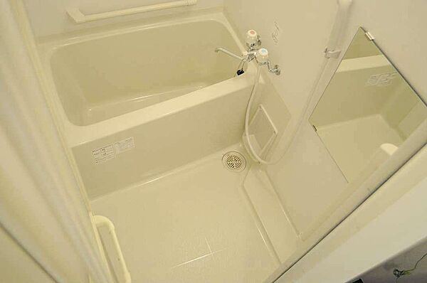 画像11:浴室乾燥機付きのお風呂