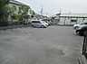 駐車場：駐車場完備