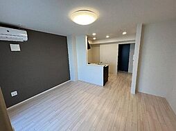 ルミナスピュア神戸 1階1LDKのリビング/ダイニング