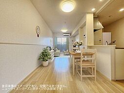 カーサ　Ｋ　スワンI 205 2階2LDKのリビング/ダイニング