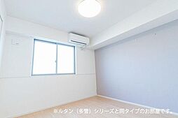 メゾン・シャトンII 102 1階1LDKのリビング/ダイニング