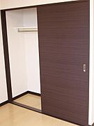 大きなクローゼットもあり ※1階のみ