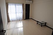シャッター・ウォークインクローゼット ※現況優先