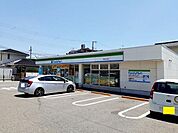 ファミリーマート明石土山北店まで1100m