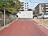 外観：前面道路含む現地写真