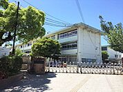 春日市立須玖小学校 260m