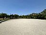 周辺：金塚池公園 95m