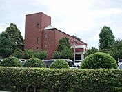 図書館「越谷市立図書館まで3142m」