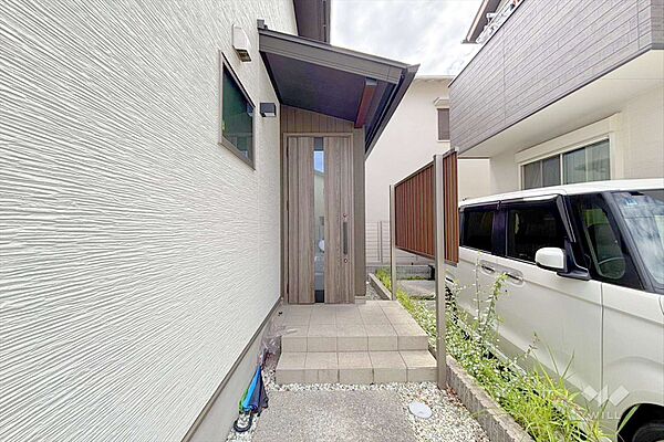 玄関 伊丹市荒牧1丁目 一戸建て