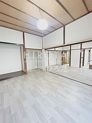 居間