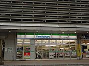 ファミリーマートJR八幡駅店(200m)
