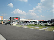 valor（バロー） 西春店（555m）