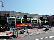 ケーヨーデイツー 山科店（304m）