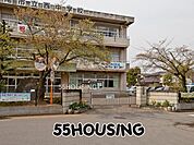 上尾市立西中学校 徒歩17分。 1340m
