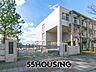 周辺：春日部市立粕壁小学校 徒歩12分。 900m
