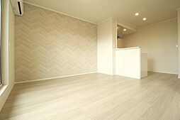 GUCCIフィールドII 102 1階1LDKのリビング/ダイニング