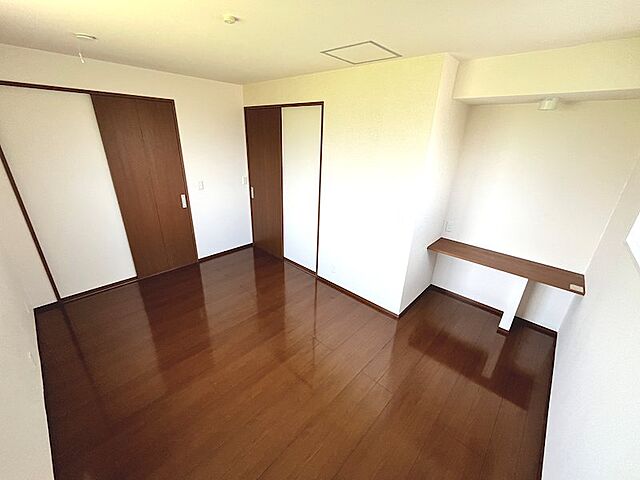 寝室