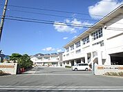 基山町立基山小学校（1149m）