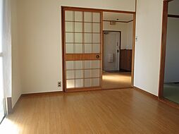 居間
