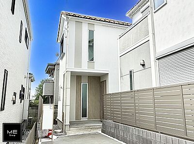 外観:1号棟 ■暮らしを彩る充実した設備仕様が備わった住まい 外観:1号棟 ■暮らしを彩る充実した設備仕様が備わった住まい