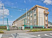 中学校 1740m 八王子市立元八王子中学校