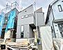 外観：1号棟  ■家族みんなが笑顔で過ごせる、安心感のある住まい
