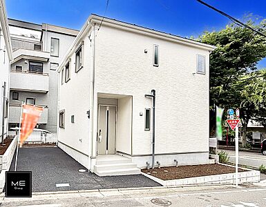 外観:1号棟 ■暮らしを彩る充実した設備仕様が備わった住まい 外観:1号棟 ■暮らしを彩る充実した設備仕様が備わった住まい