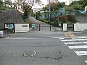 中学校 240m 横浜市立芹が谷中学校