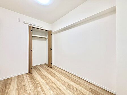 ■静かな洋室で読書や趣味に集中できる場所
