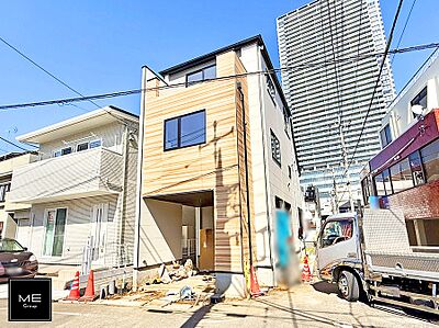 外観:1号棟 ■新しい暮らしが始まる場所で、家族の絆を深める 外観:1号棟 ■新しい暮らしが始まる場所で、家族の絆を深める