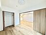 室内：■落ち着いた色合いのお部屋で穏やかな時間を楽しめます