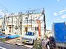 外観：5号棟  ■暮らしを彩る充実した設備仕様が備わった住まい