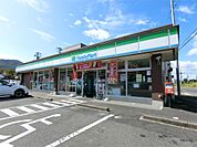 ファミリーマート 中津川手賀野店（533m）