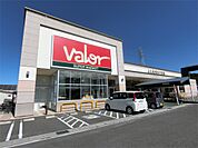 バロー 坂本店（884m）