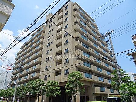 ファミール東灘壱番館の外観(南西側から)
