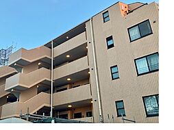 アーデル・フェリエ国立東