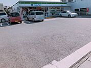 ファミリーマート徳島国府町店 1742m