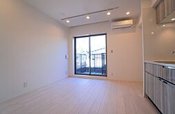 JR山手線 恵比寿駅 徒歩12分の賃貸マンション 2階2DKのリビング/ダイニング