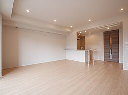 都営大江戸線 東新宿駅 徒歩2分の賃貸マンション 4階ワンルームのリビング/ダイニング