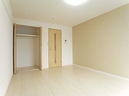 リブリ・ブルージュ 203 1階1Kのリビング/ダイニング