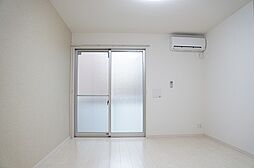 リブリ・ダロル 110 1階1Kのリビング/ダイニング