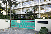 小学校「寝屋川市立三井小学校まで820ｍ」