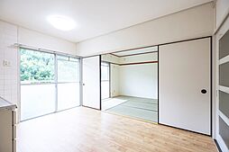 UR泉南一丘 4階4LDKのリビング/ダイニング