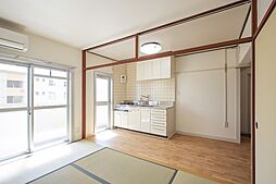 居間